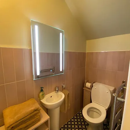 Guest house Fern House *